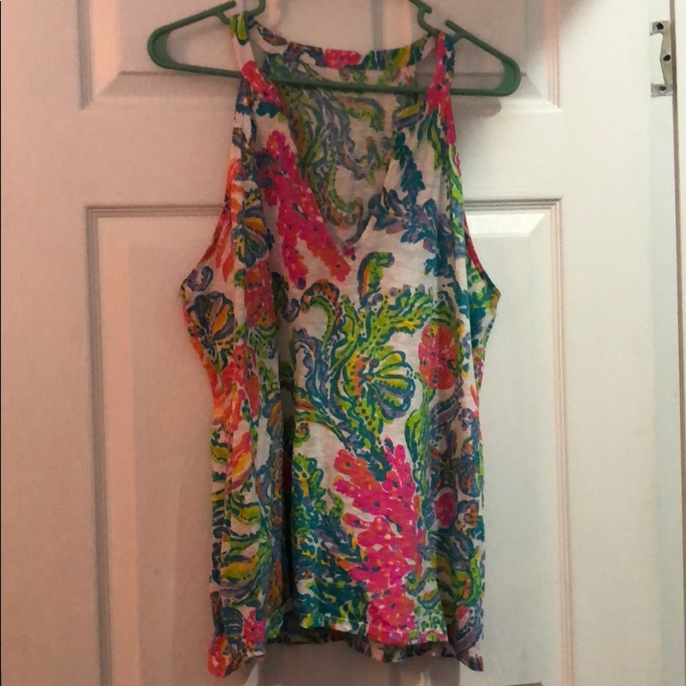 Lilly Pulitzer top 🌴